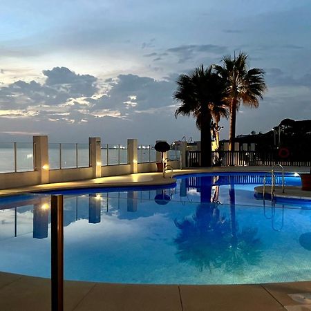 Beachfront Penthouse Apartment With Large Terrace And Breathtaking Sea Views Close To Marbella Spain Ситио-де-Калаонда Экстерьер фото