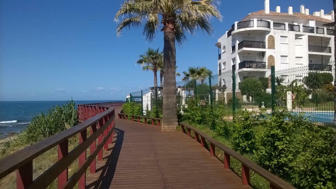 Beachfront Penthouse Apartment With Large Terrace And Breathtaking Sea Views Close To Marbella Spain Ситио-де-Калаонда Экстерьер фото